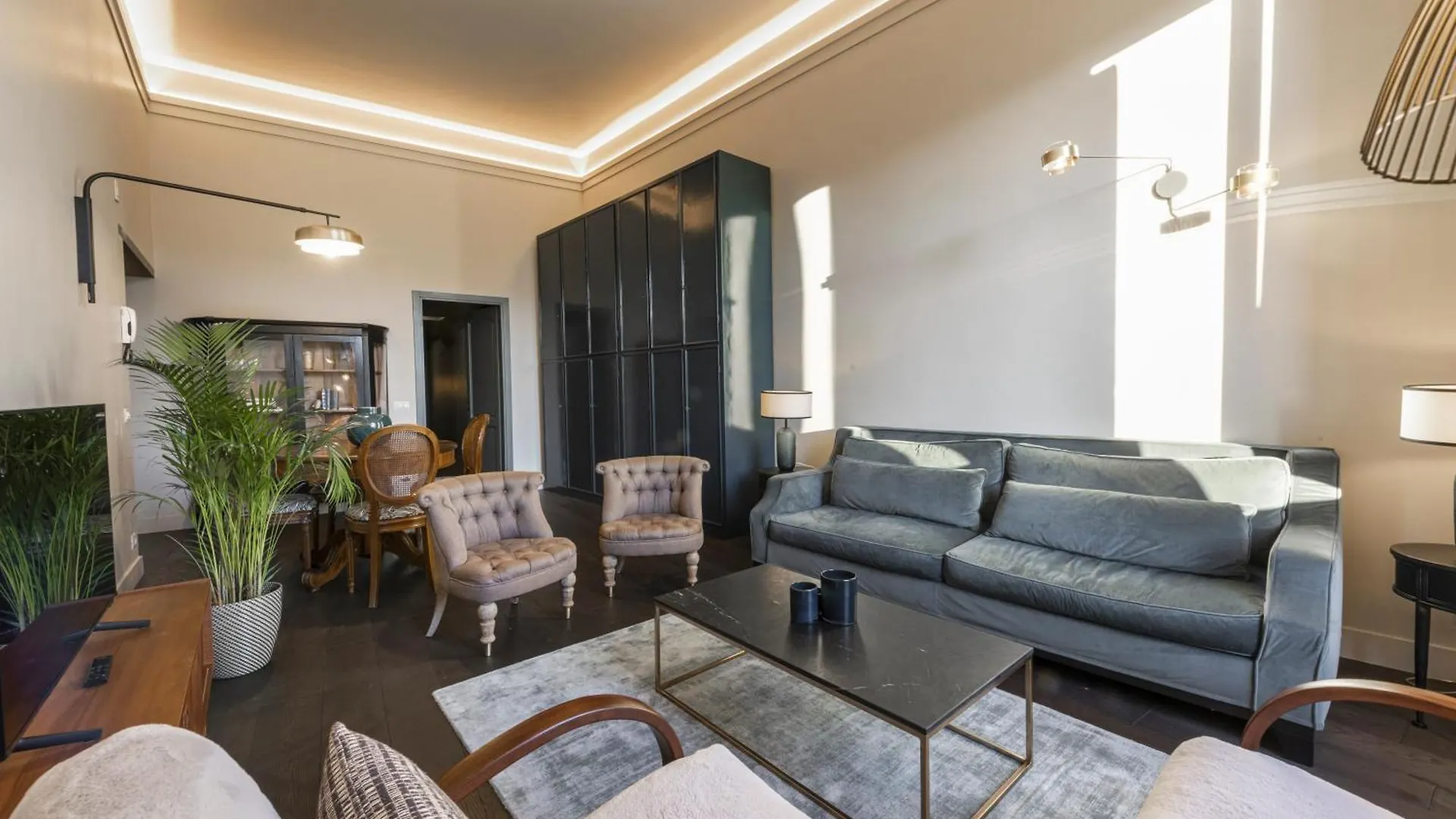 Luxury River View Apartment By Mmega Florence